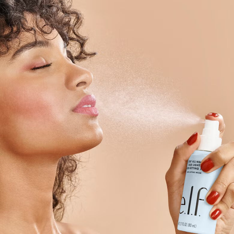 e.l.f. Stay All Night Blue Light Micro-Setting Mist – رذاذ تثبيت بحماية من الضوء الأزرق
