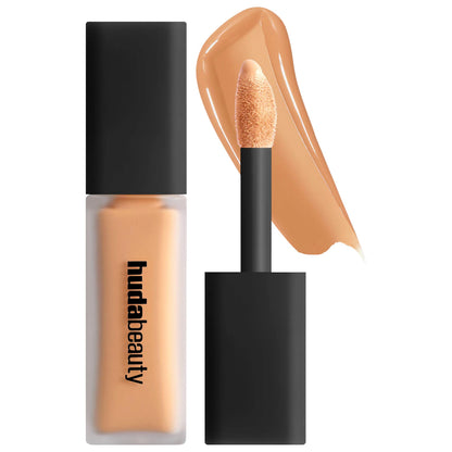 HUDA BEAUTY #FAUXFILTER Luminous Matte Concealer – كونسيلر مطفي مضيء